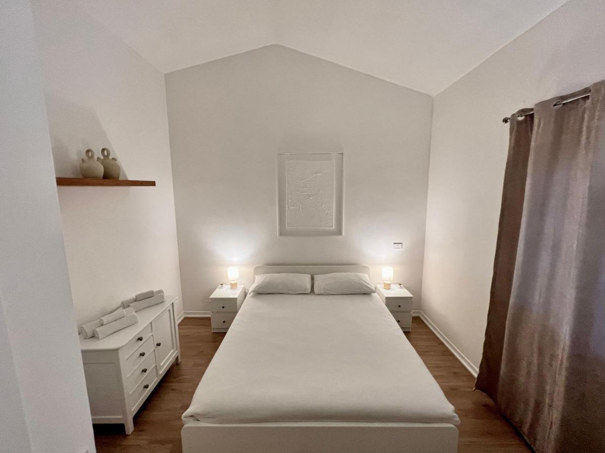 Independent House With Private Patio In Rome Roma Exterior foto