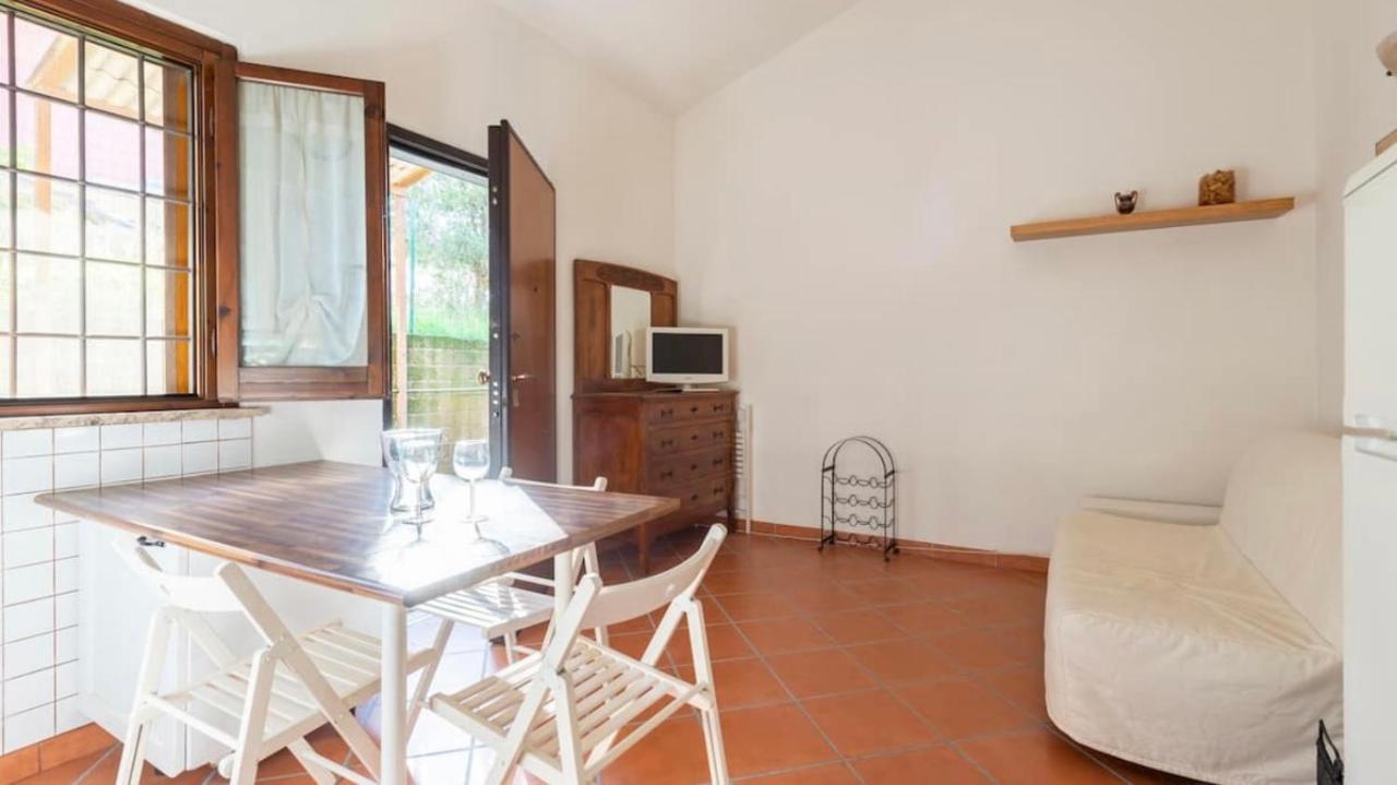 Independent House With Private Patio In Rome Roma Exterior foto