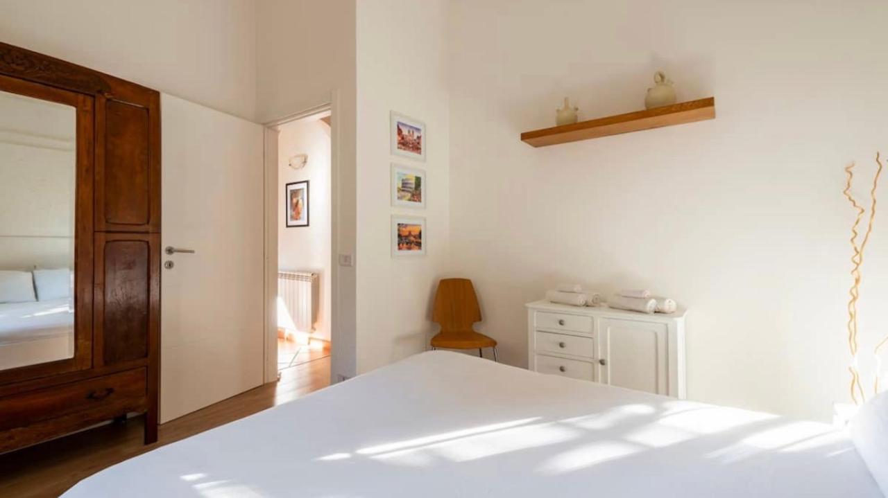 Independent House With Private Patio In Rome Roma Exterior foto
